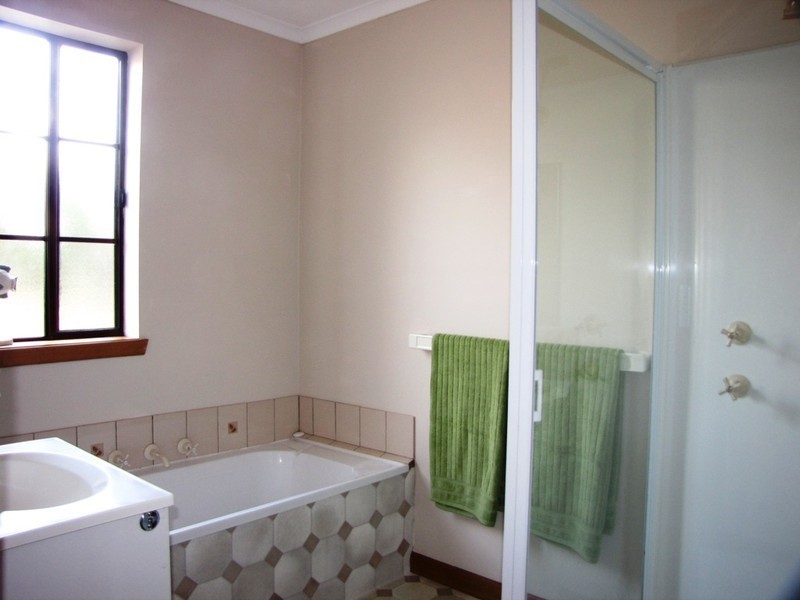 13 Bisdee Street, South Arm TAS 7022