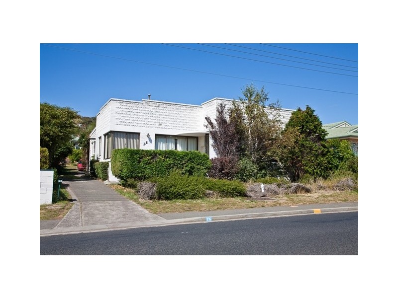 76 The Esplanade, Rose Bay TAS 7015