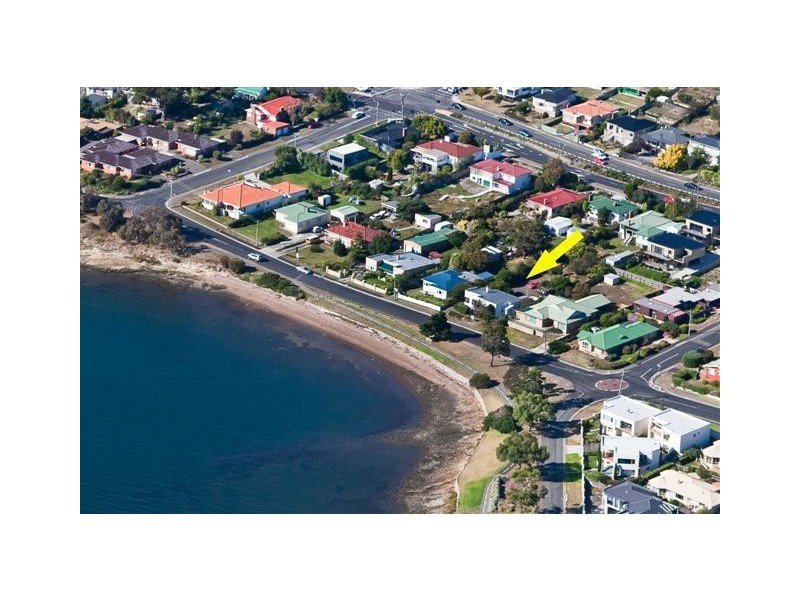 76 The Esplanade, Rose Bay TAS 7015