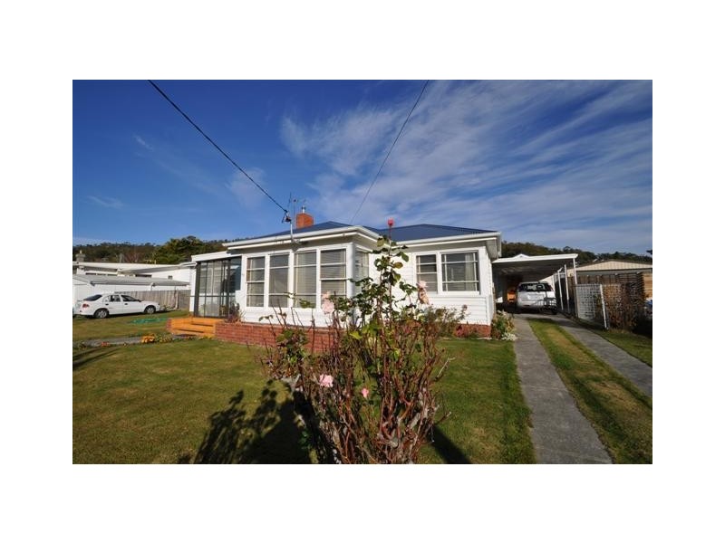 11 Granville Avenue, Geilston Bay TAS 7015