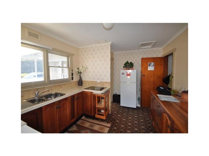 11 Granville Avenue, Geilston Bay TAS 7015