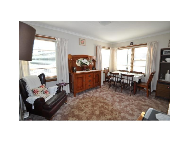 11 Granville Avenue, Geilston Bay TAS 7015