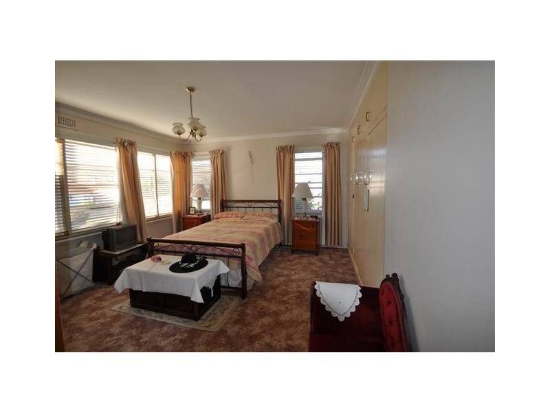 11 Granville Avenue, Geilston Bay TAS 7015