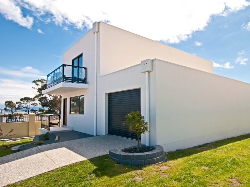 9/476 South Arm Road, Lauderdale TAS 7021