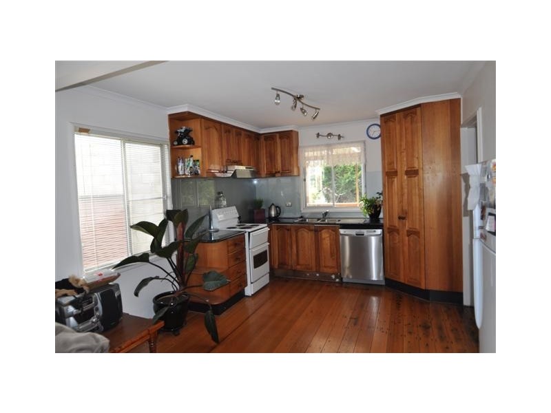 104 Bass Street, Warrane TAS 7018