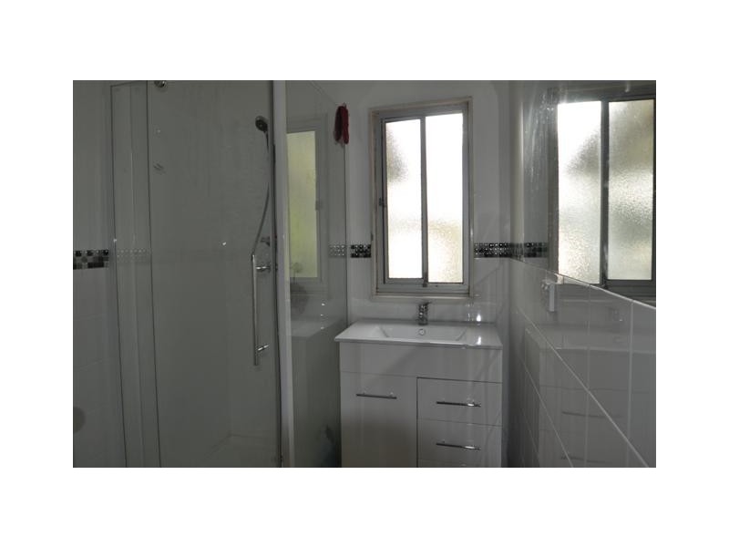 104 Bass Street, Warrane TAS 7018