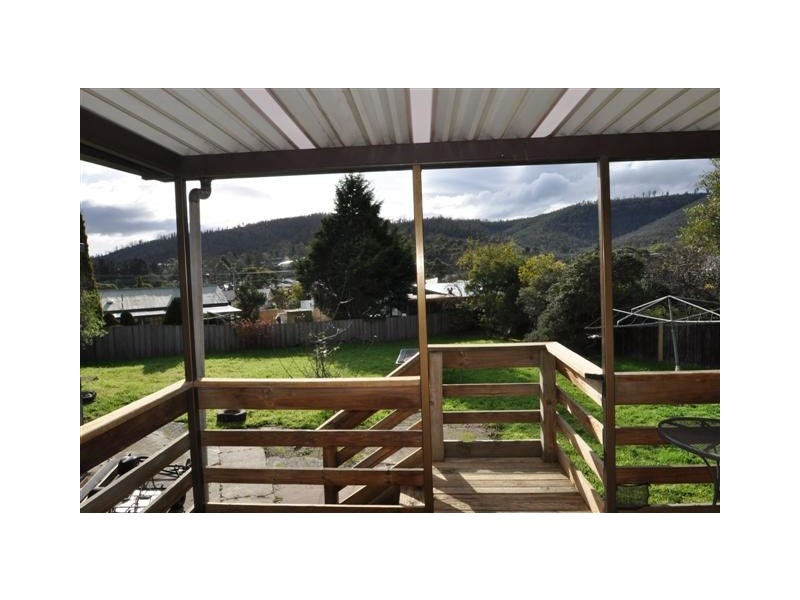 104 Bass Street, Warrane TAS 7018