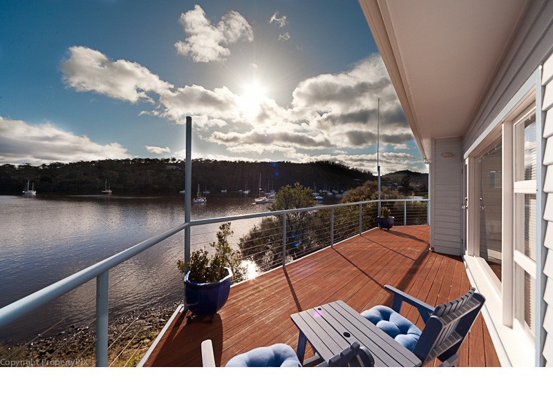 77 Derwent Avenue, Geilston Bay TAS 7015