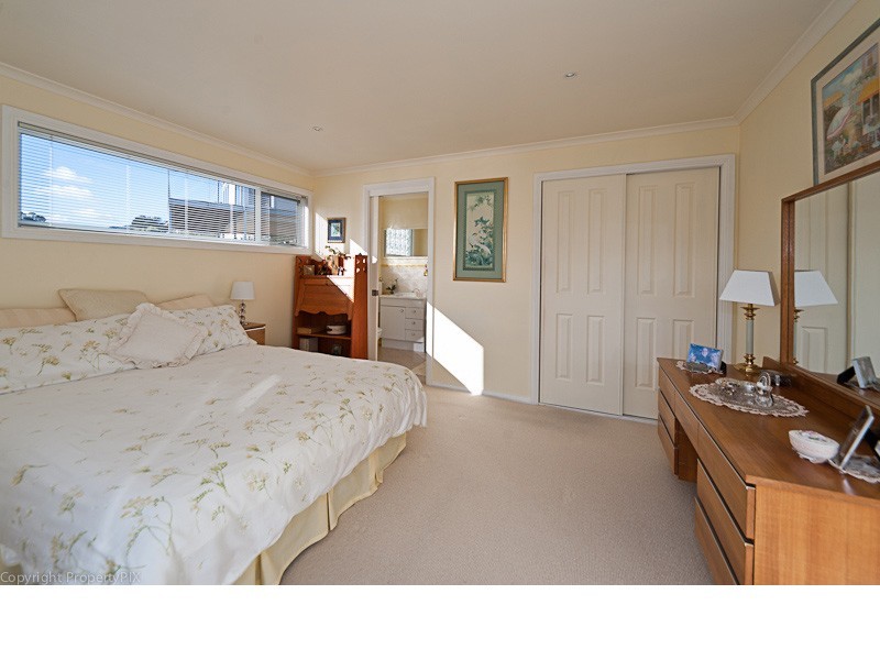 77 Derwent Avenue, Geilston Bay TAS 7015