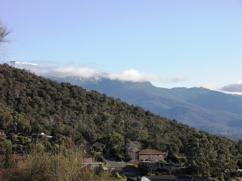 19A Avoca Street, Lindisfarne TAS 7015