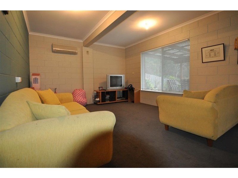 8 Warren Court, Howrah TAS 7018