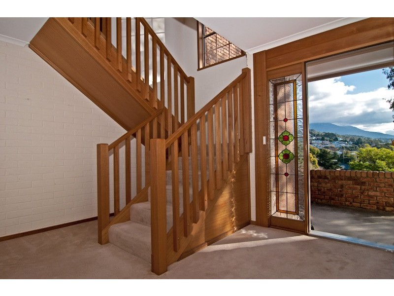 271A Churchill Avenue, Sandy Bay TAS 7005