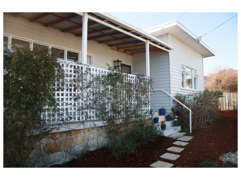 1/4 Mildura Street, Bellerive TAS 7018