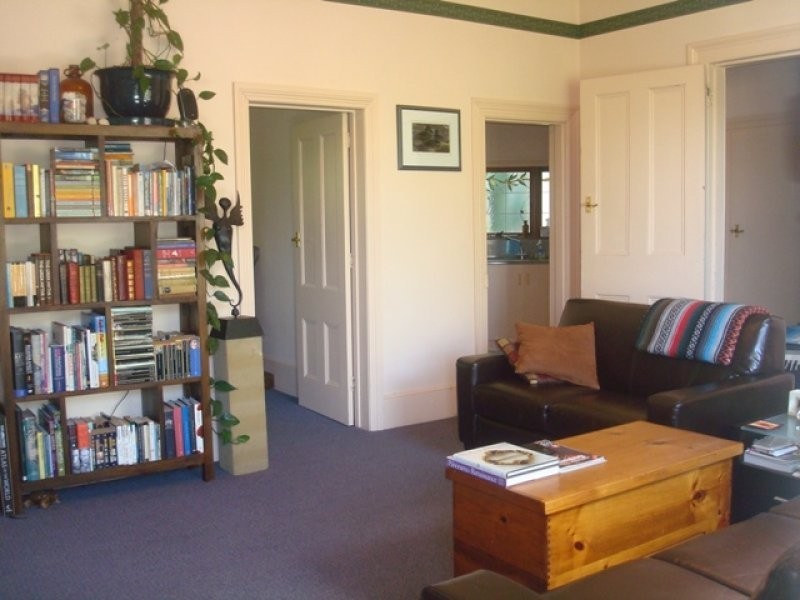 1 Lincoln Street, Sandy Bay TAS 7005