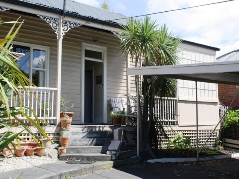 1 Lincoln Street, Sandy Bay TAS 7005