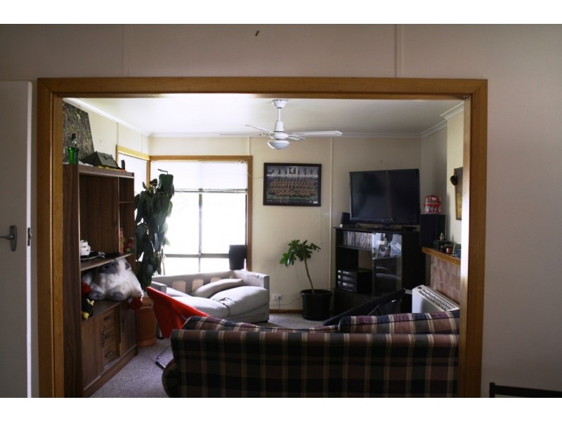 3 Shackleton Street, Warrane TAS 7018