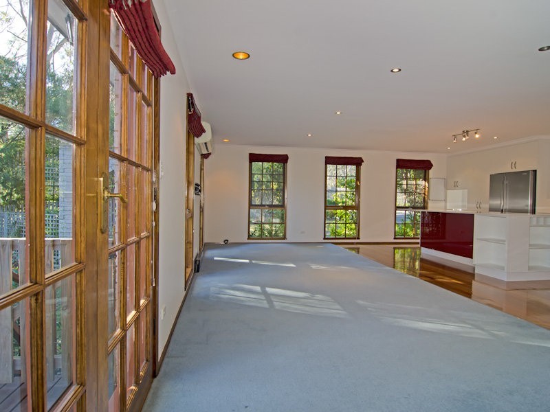 38 Rialannah Road, Mount Nelson TAS 7007