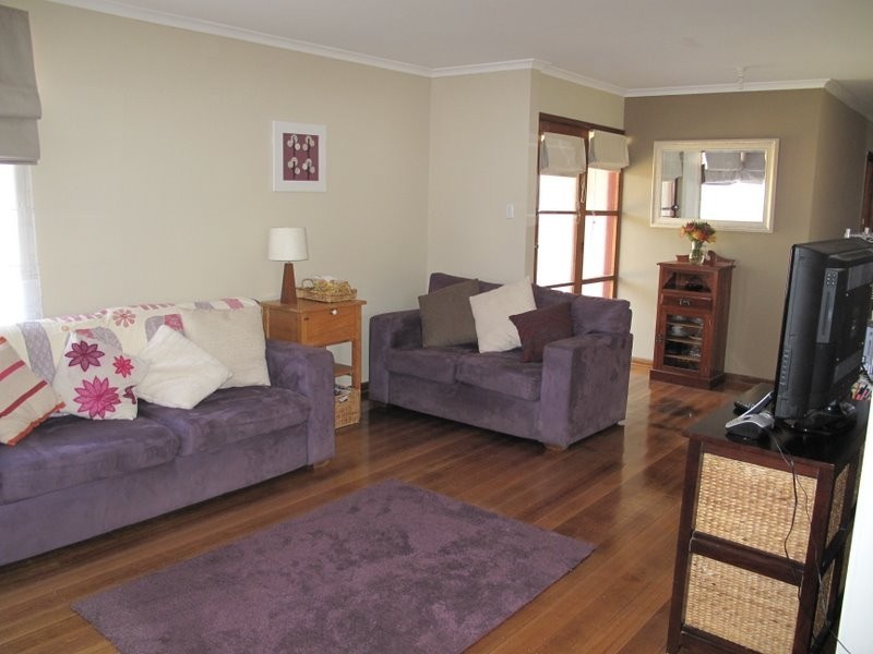 16 Flinders Street, Warrane TAS 7018