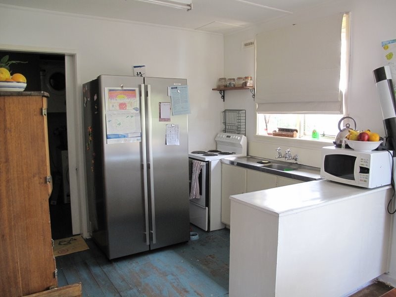 16 Flinders Street, Warrane TAS 7018