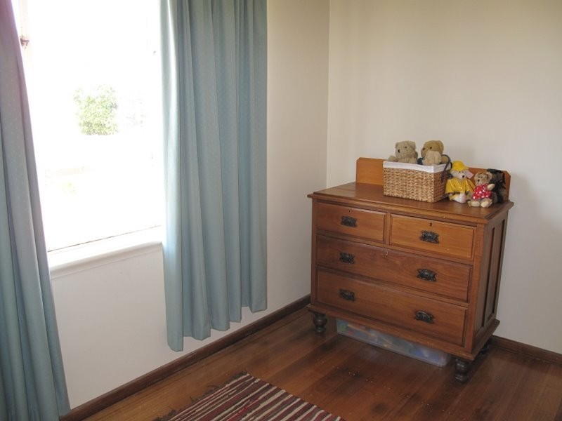 16 Flinders Street, Warrane TAS 7018