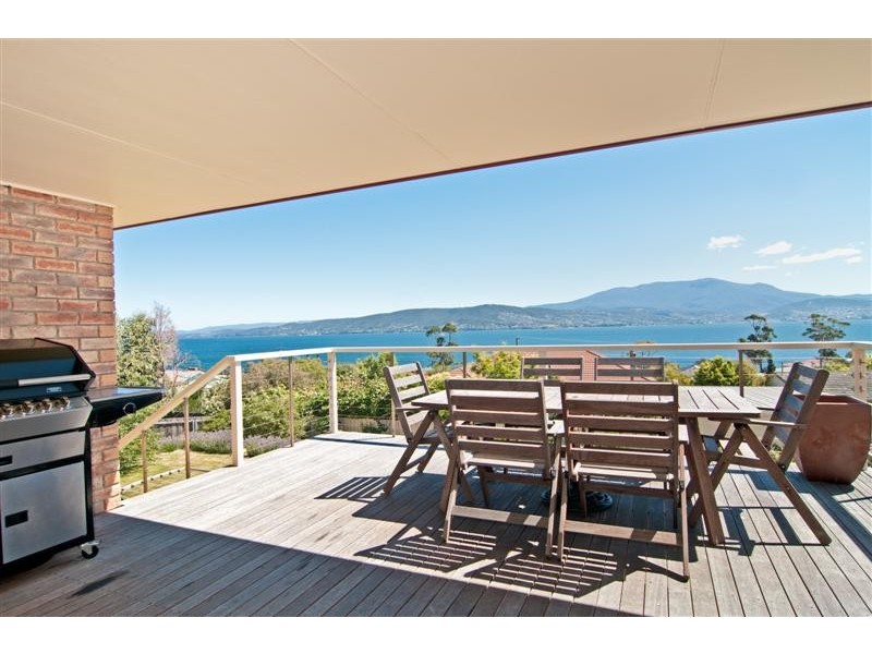 281 Carella Street, Tranmere TAS 7018