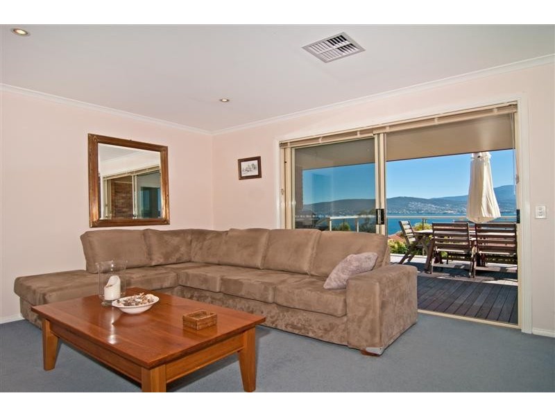 281 Carella Street, Tranmere TAS 7018