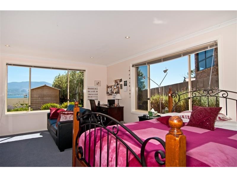 281 Carella Street, Tranmere TAS 7018