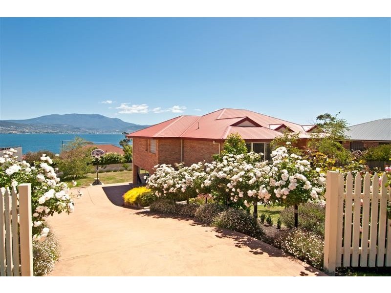 281 Carella Street, Tranmere TAS 7018