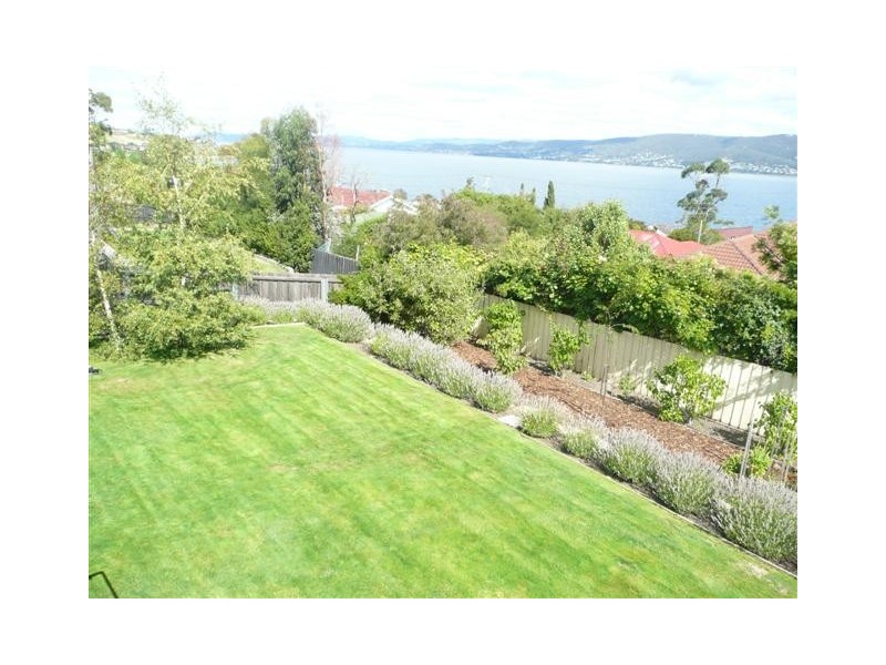 281 Carella Street, Tranmere TAS 7018