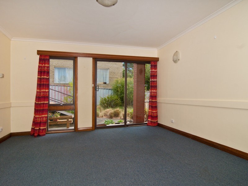 1/9 Hildern Street, New Town TAS 7008