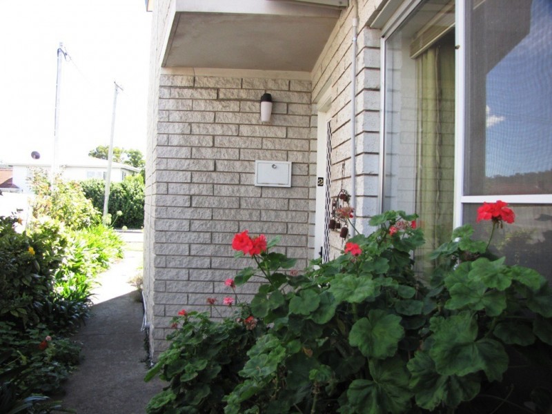 Unit 2-1B Shore Street, Rose Bay TAS 7015