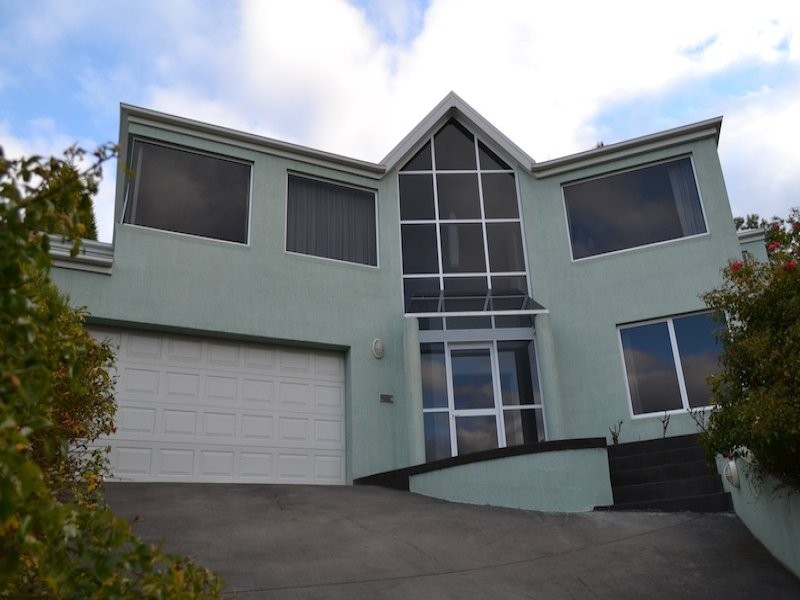 6 Hickson Place, West Hobart TAS 7000