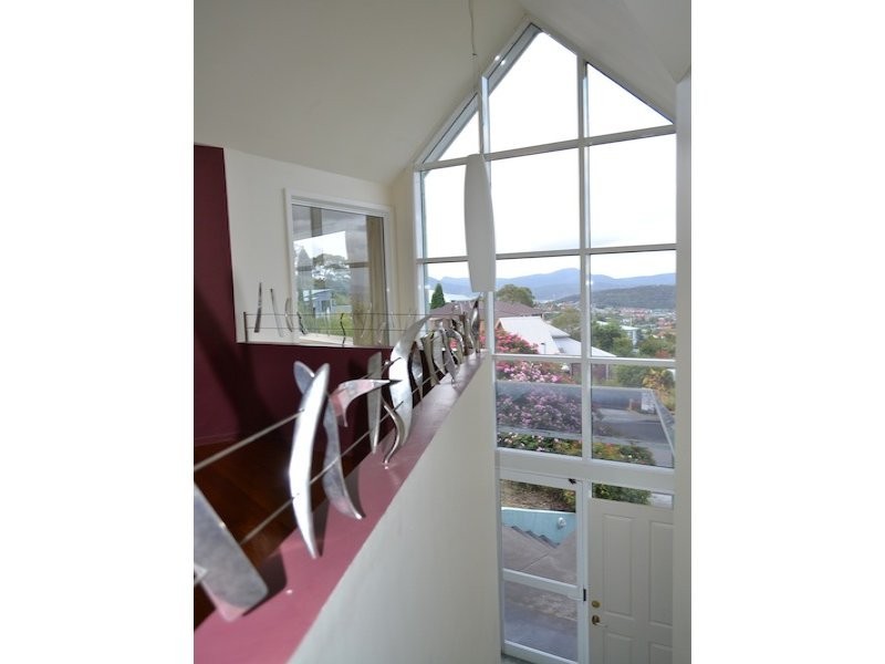 6 Hickson Place, West Hobart TAS 7000