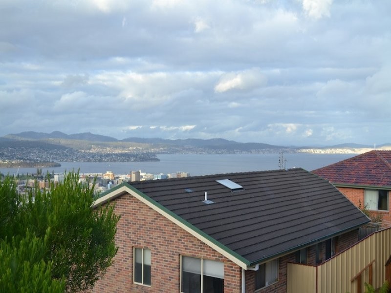 6 Hickson Place, West Hobart TAS 7000