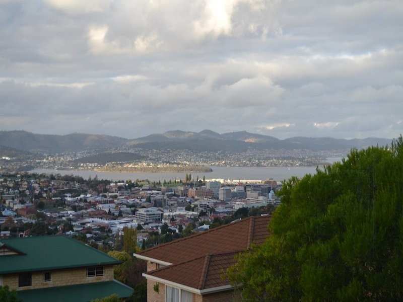 6 Hickson Place, West Hobart TAS 7000