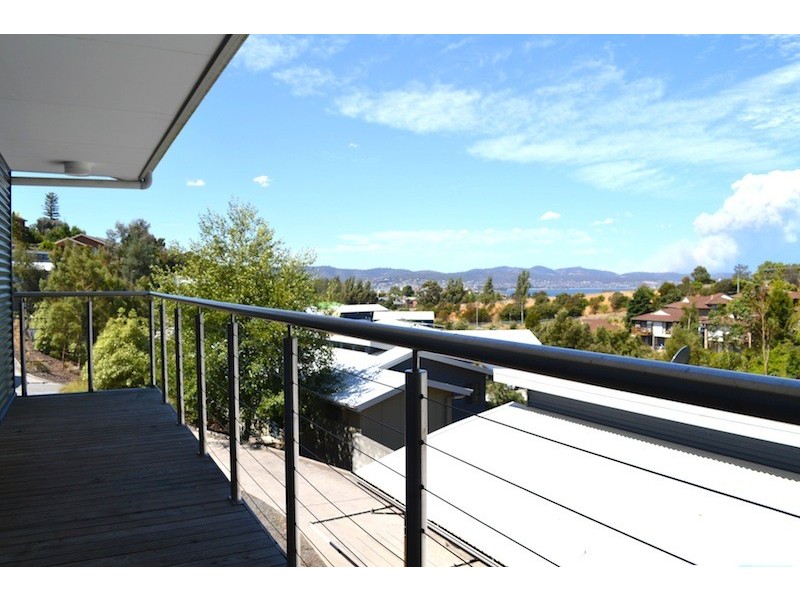 30/10 Waterworks Road, Dynnyrne TAS 7005