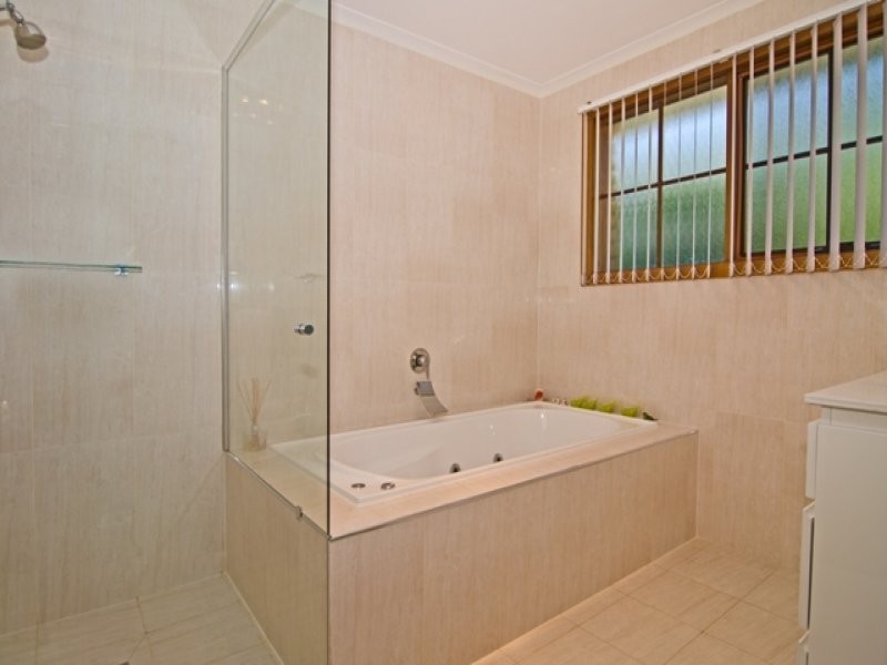 111 Howden Road, Howden TAS 7054