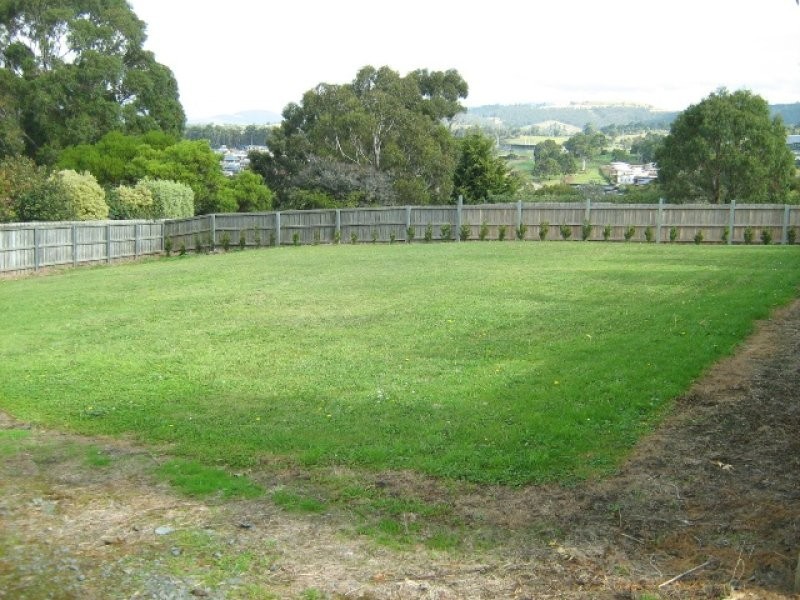 19 Adelong Drive, Kingston TAS 7050