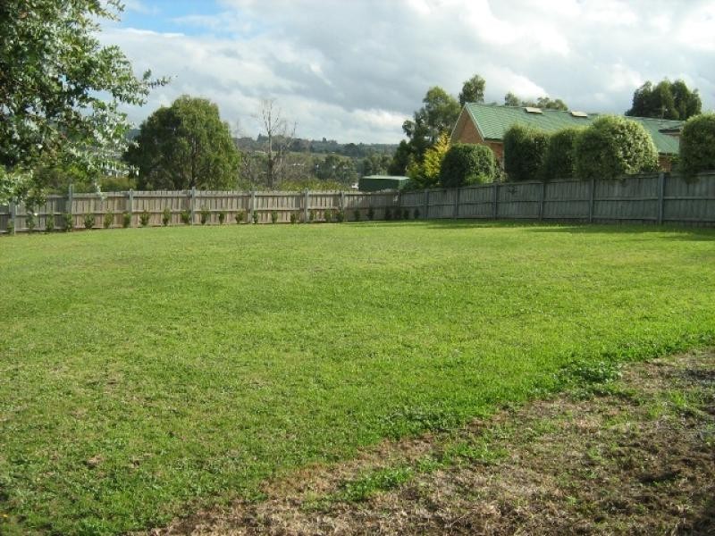 19 Adelong Drive, Kingston TAS 7050