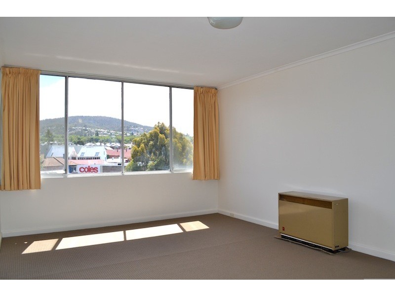 2/14 Ashfield Street, Sandy Bay TAS 7005