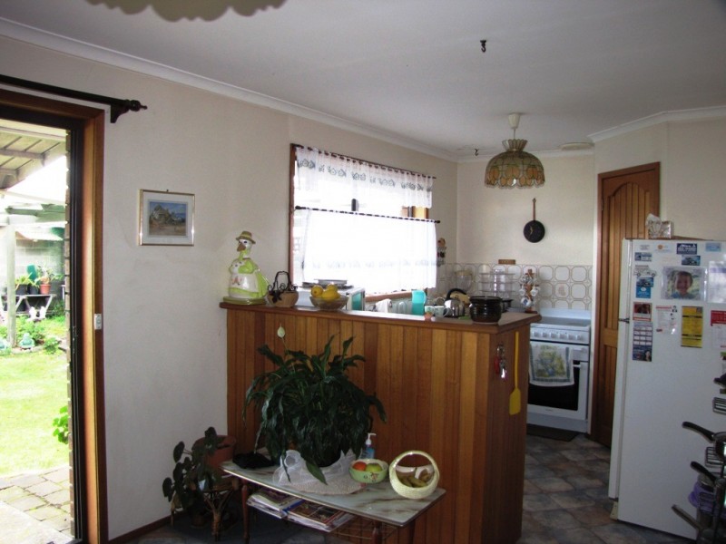 4 Mannata Street, Lauderdale TAS 7021