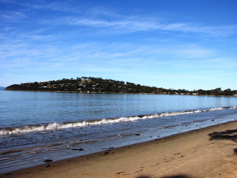 4 Mannata Street, Lauderdale TAS 7021