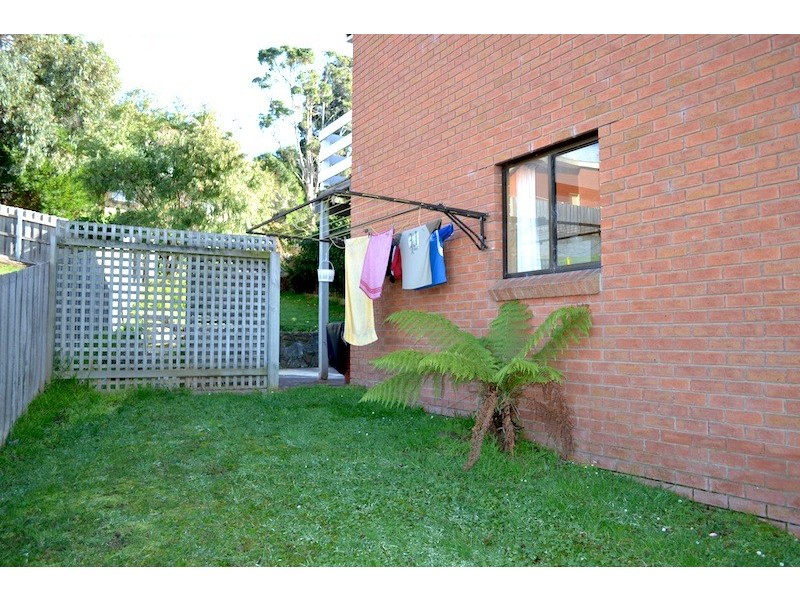 Unit 1/8 Opal Drive, Blackmans Bay TAS 7052