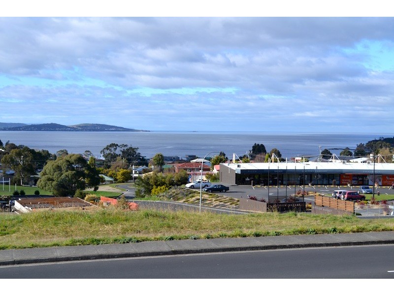 Unit 1/8 Opal Drive, Blackmans Bay TAS 7052