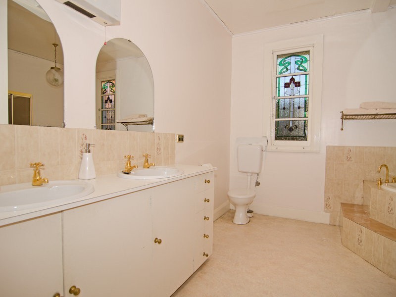 8 Dresden Street, Sandy Bay TAS 7005