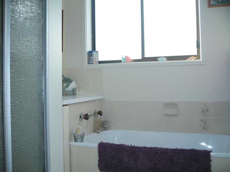 Unit 4-12 Opal Drive, Blackmans Bay TAS 7052