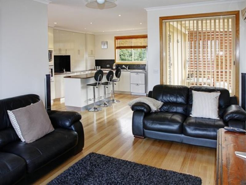 6 Cidergum Drive, Blackmans Bay TAS 7052