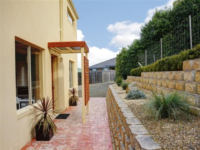 6 Cidergum Drive, Blackmans Bay TAS 7052