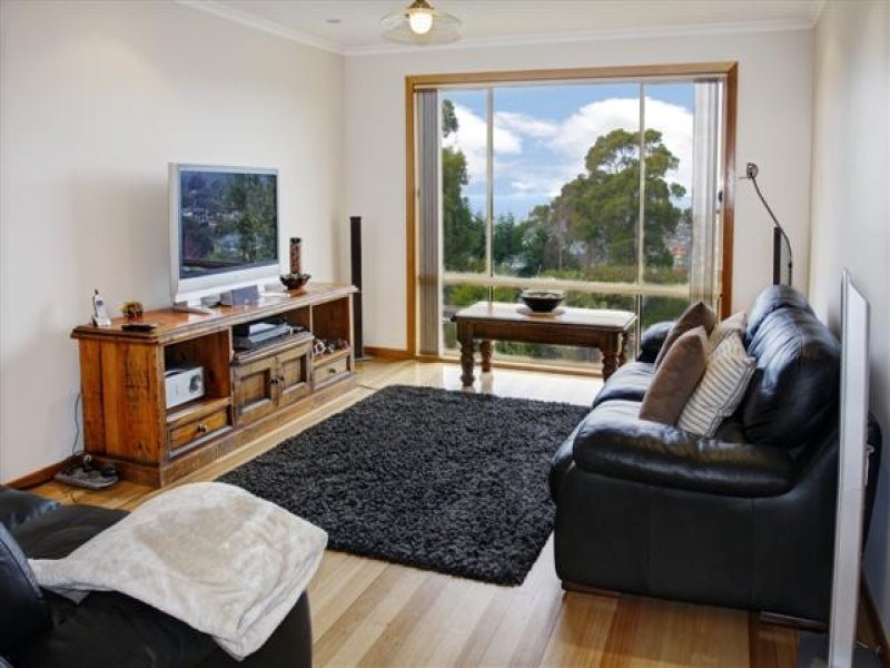 6 Cidergum Drive, Blackmans Bay TAS 7052
