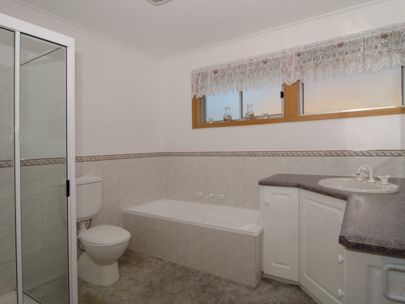 77 Tilanbi Street, Howrah TAS 7018